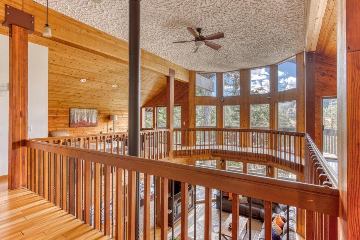 Great Blue Lodge - Spacious Ski Lodge, Hot Tub, Sauna, Game Room & More Government Camp Exterior photo